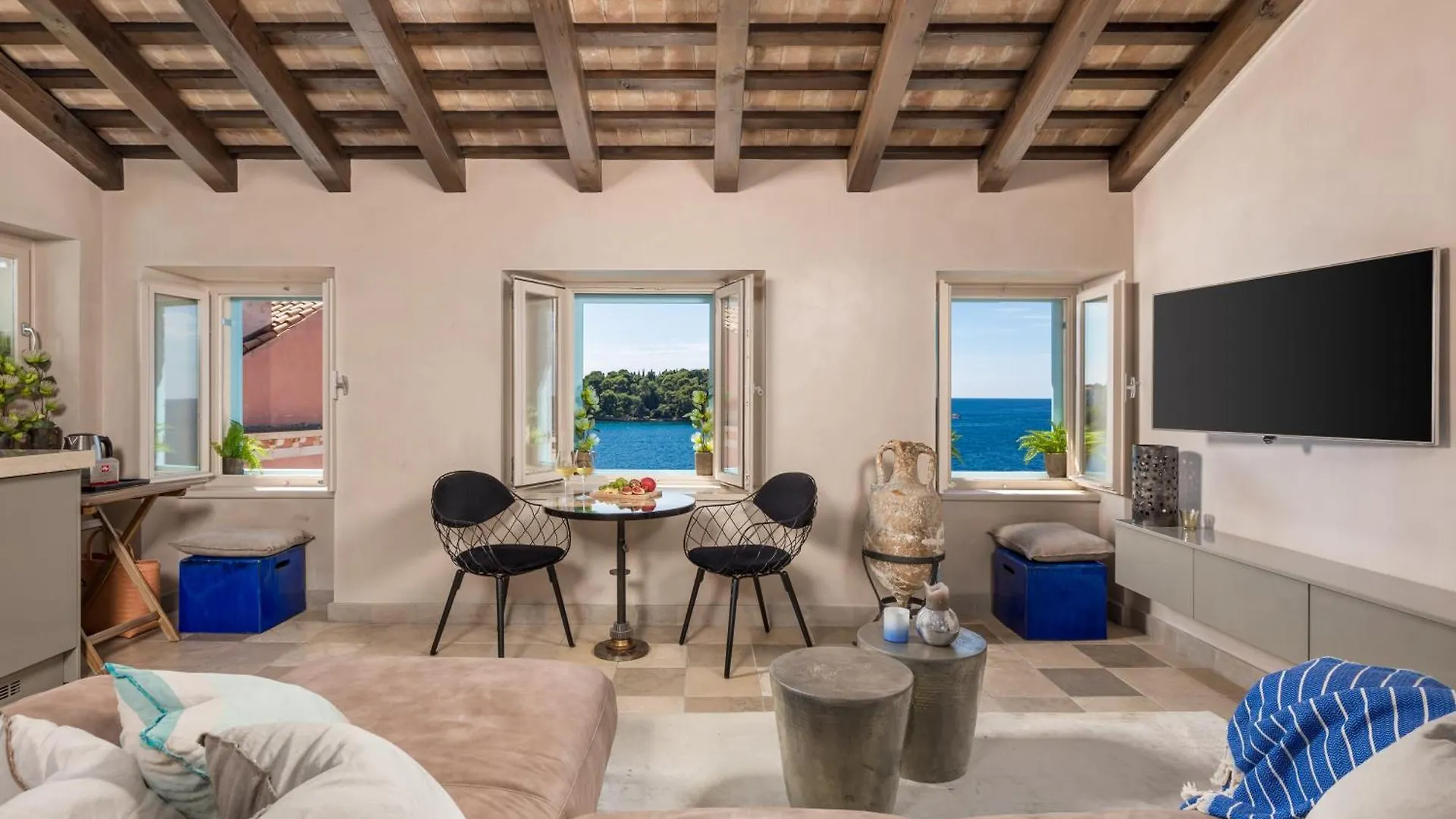 Natascha'S Beachfront Apartments Rovinj Croatia