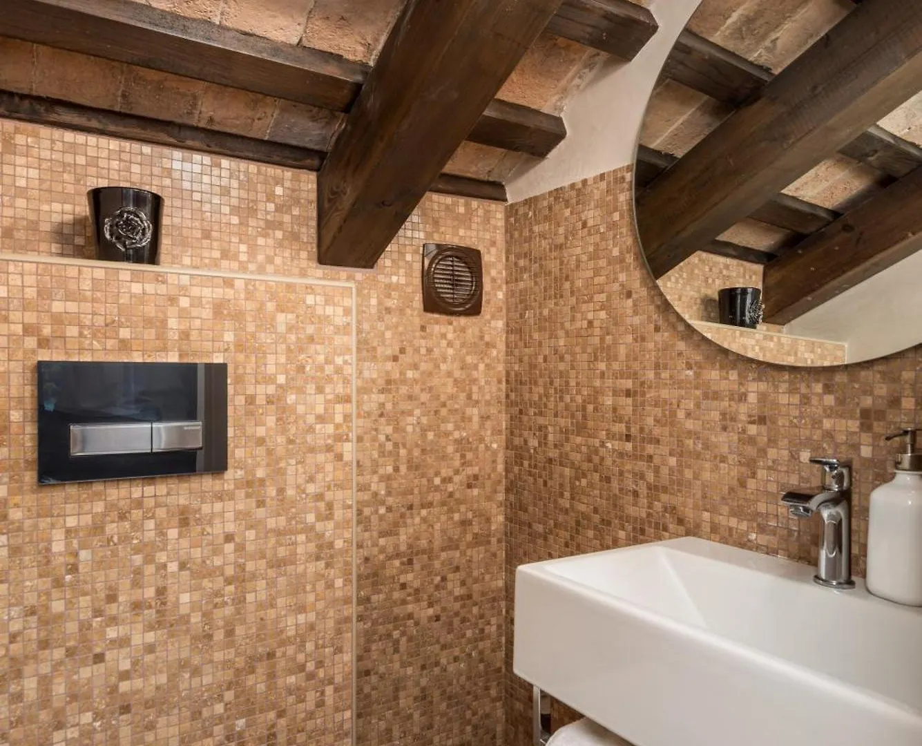 Natascha'S Beachfront Apartments Rovinj